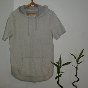 Short sleeve hoodie
